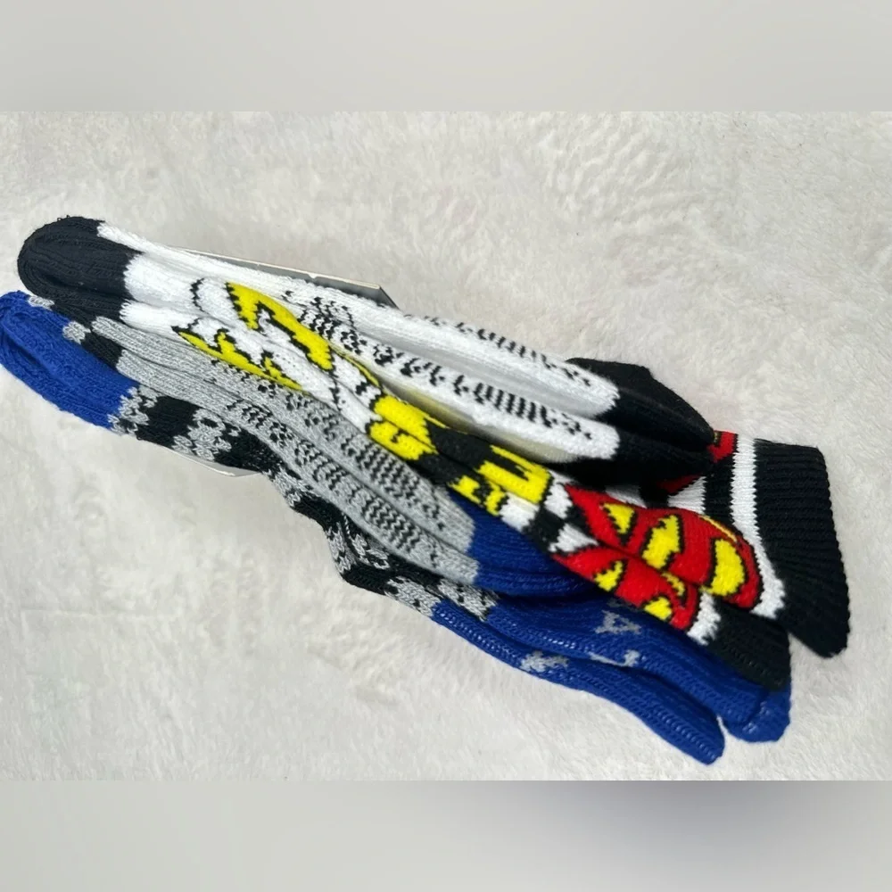 Batman & Superman Socks 2 Pair Shoe Size Large 4-9 Arch Support Cushioned Sole